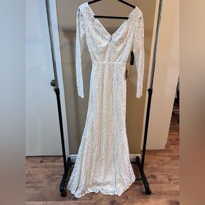 Lulu’s white long sleeve dress